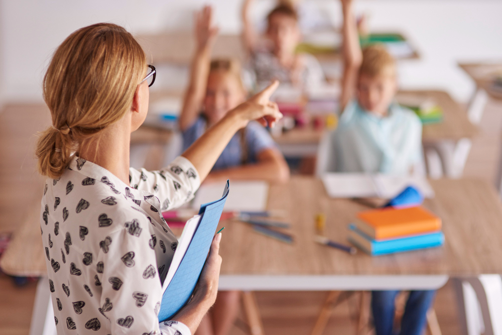 Scuola, 2.015 precari e 1.304 incarichi sul sostegno